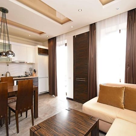 Galaxy Inn Luxury Hostel In Center يريفان المظهر الخارجي الصورة