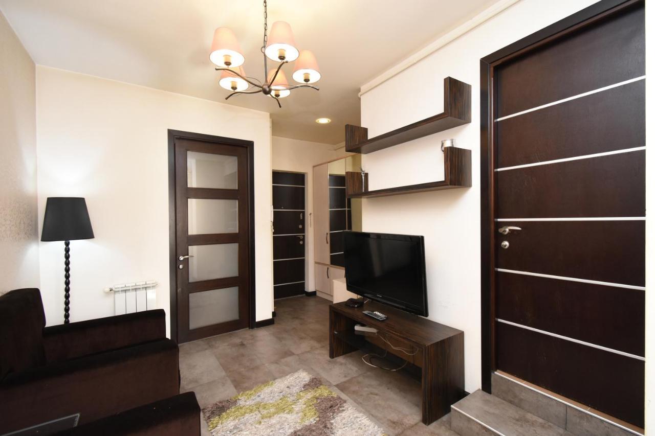 Galaxy Inn Luxury Hostel In Center يريفان المظهر الخارجي الصورة