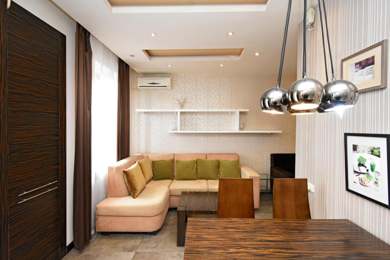Galaxy Inn Luxury Hostel In Center يريفان المظهر الخارجي الصورة