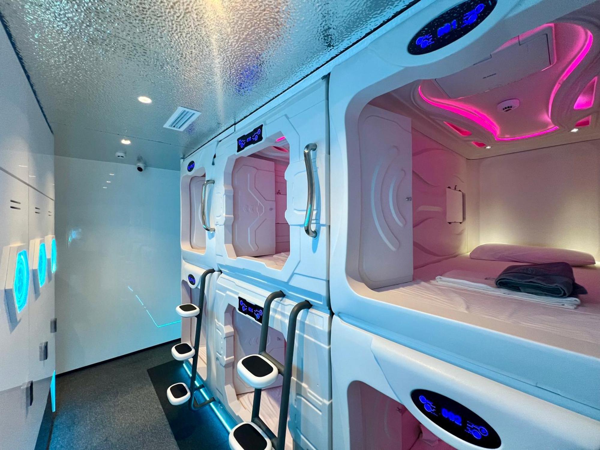 Galaxy Inn Luxury Hostel In Center يريفان المظهر الخارجي الصورة